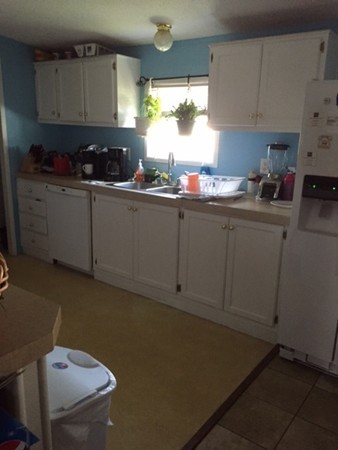 30 Kendall Pond Road, Unit 68 Derry, NH 03038 - Photo 2 of 12 Gallery Image 2