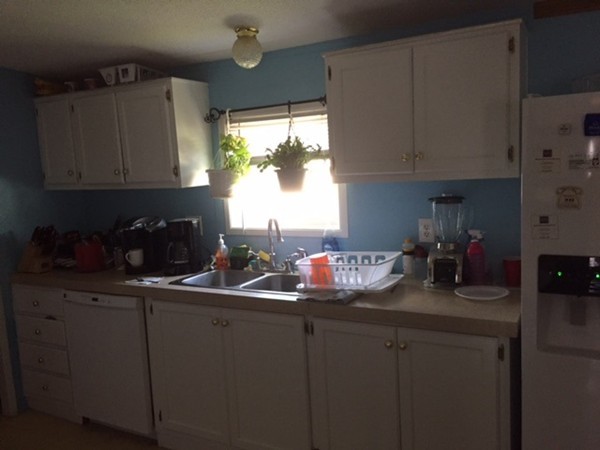 30 Kendall Pond Road, Unit 68 Derry, NH 03038 - Photo 3 of 12 Gallery Image 3