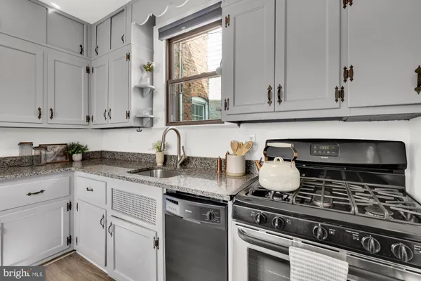 $305,000 | 705 East Lake Avenue, Baltimore, MD 21212