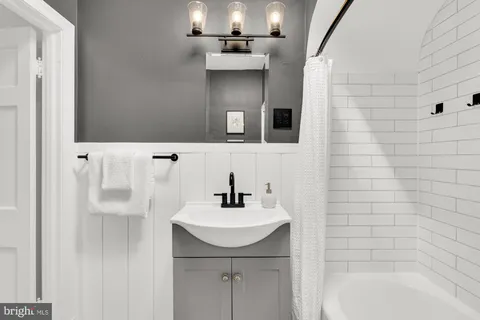 $305,000 | 705 East Lake Avenue, Baltimore, MD 21212