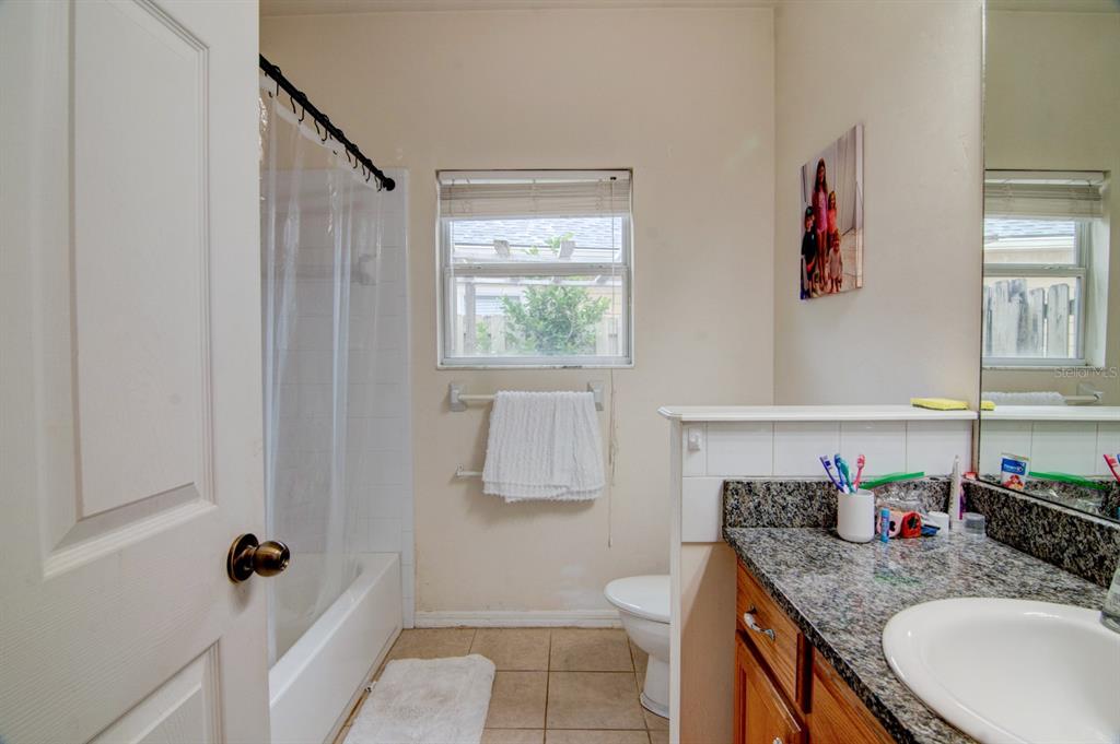 7852 Southwest 84th Way Gainesville, FL 32608 - Photo 17 of 30