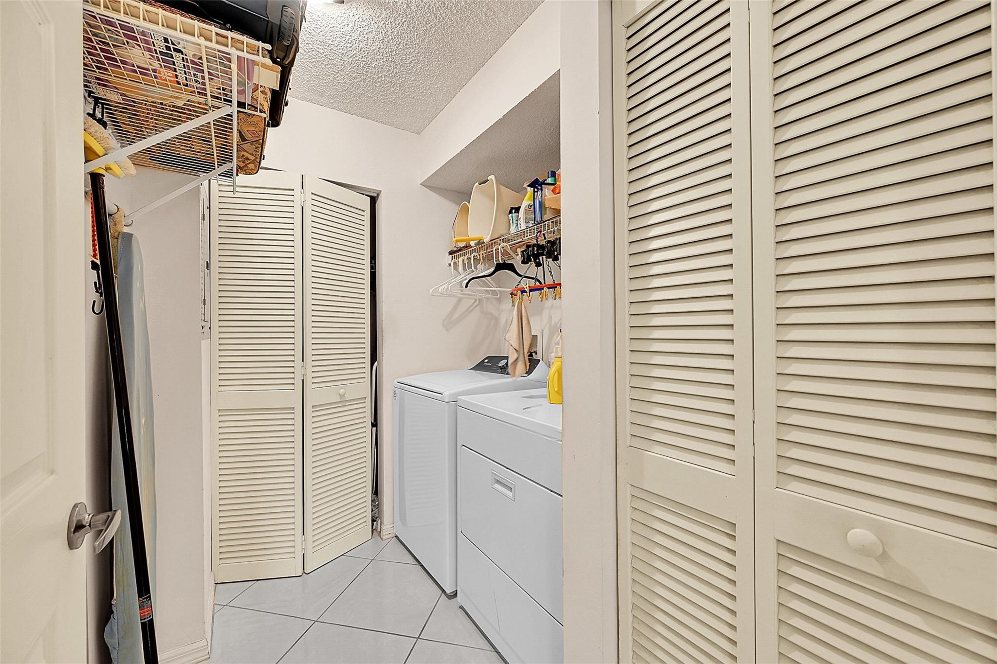 2541 North Nob Hill Road, Unit 206 Sunrise, FL 33322 - Photo 13 of 44 a bathroom with a shower