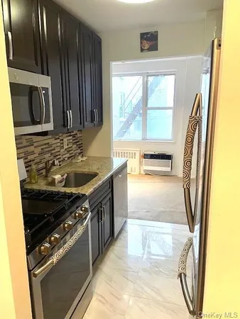 $115,000 | 377 Broadway, Unit 701, Yonkers, NY 10701
