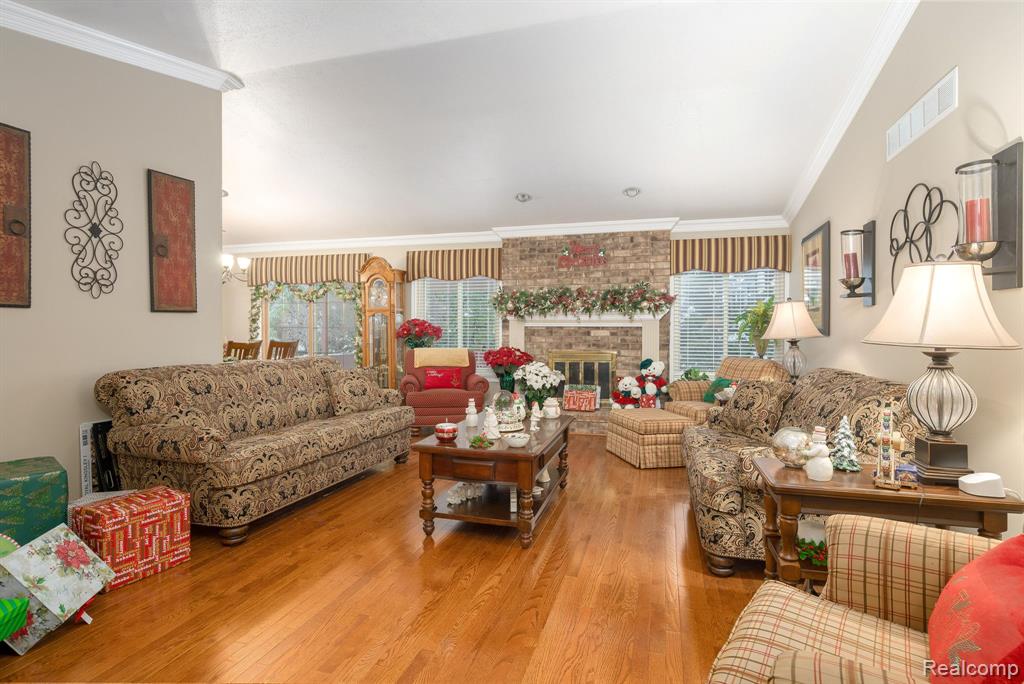 2238 Flanders Drive Rochester Hills, MI 48307 - Photo 4 of 30