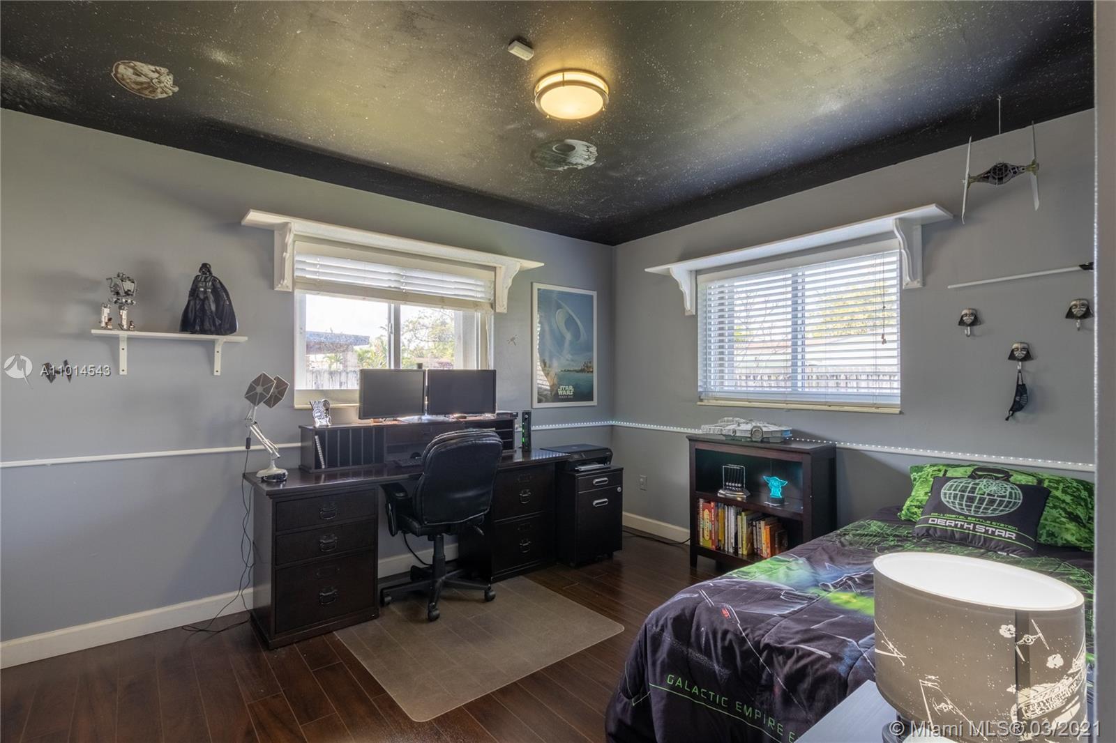 7740 Southwest 146th Road Miami, FL 33183 - Photo 16 of 37