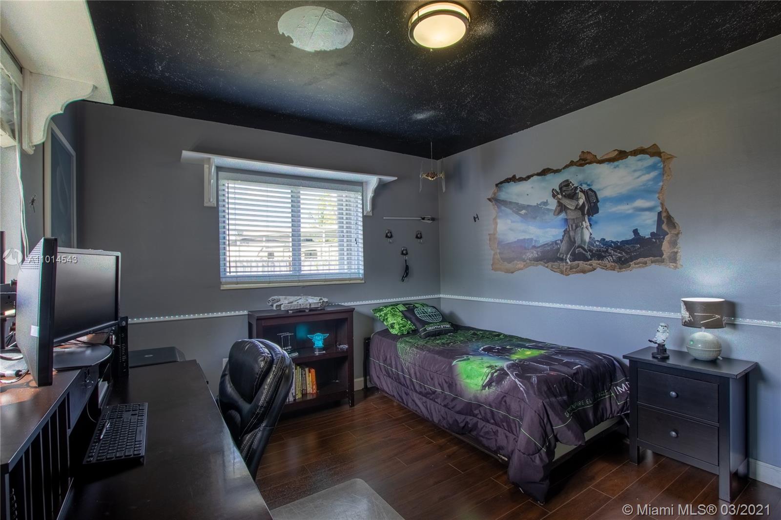 7740 Southwest 146th Road Miami, FL 33183 - Photo 17 of 37