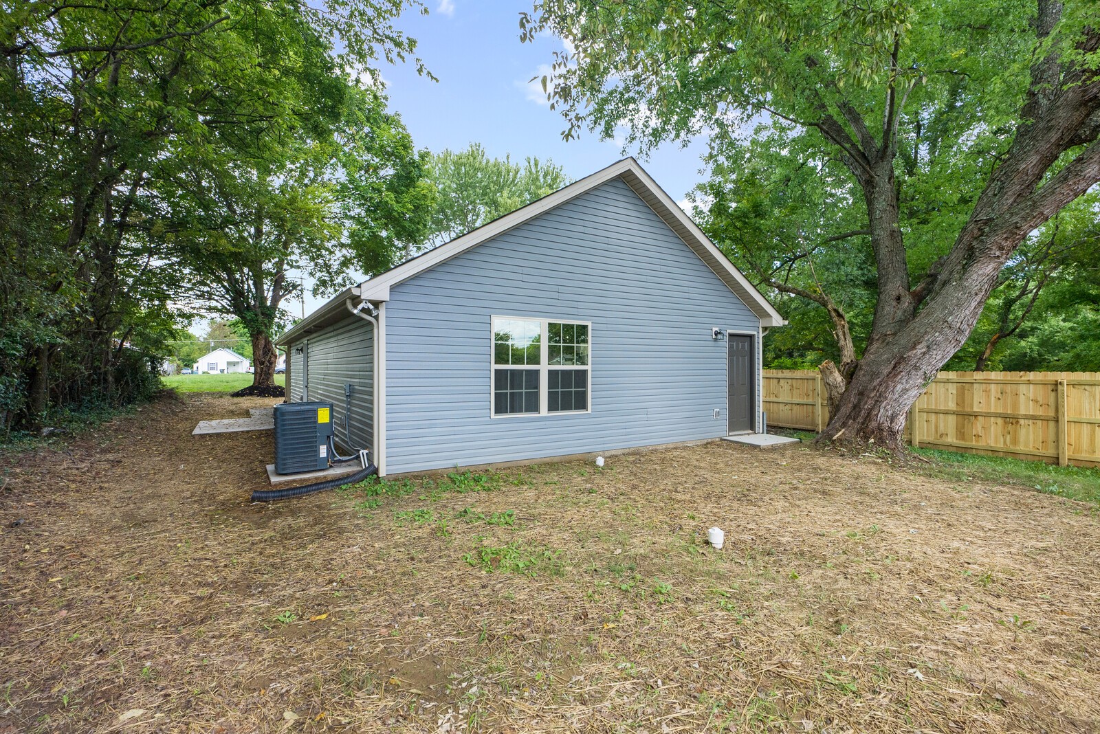 2048 Rice Street Springfield, TN 37172 - Photo 13 of 13 Gallery Image 13