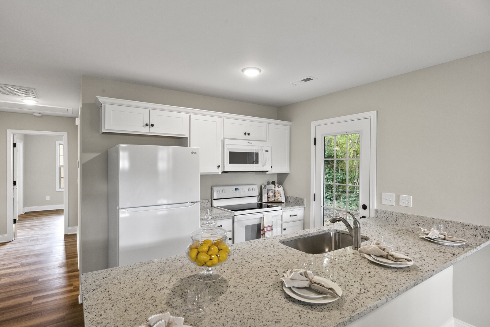 2048 Rice Street Springfield, TN 37172 - Photo 6 of 13 Gallery Image 6