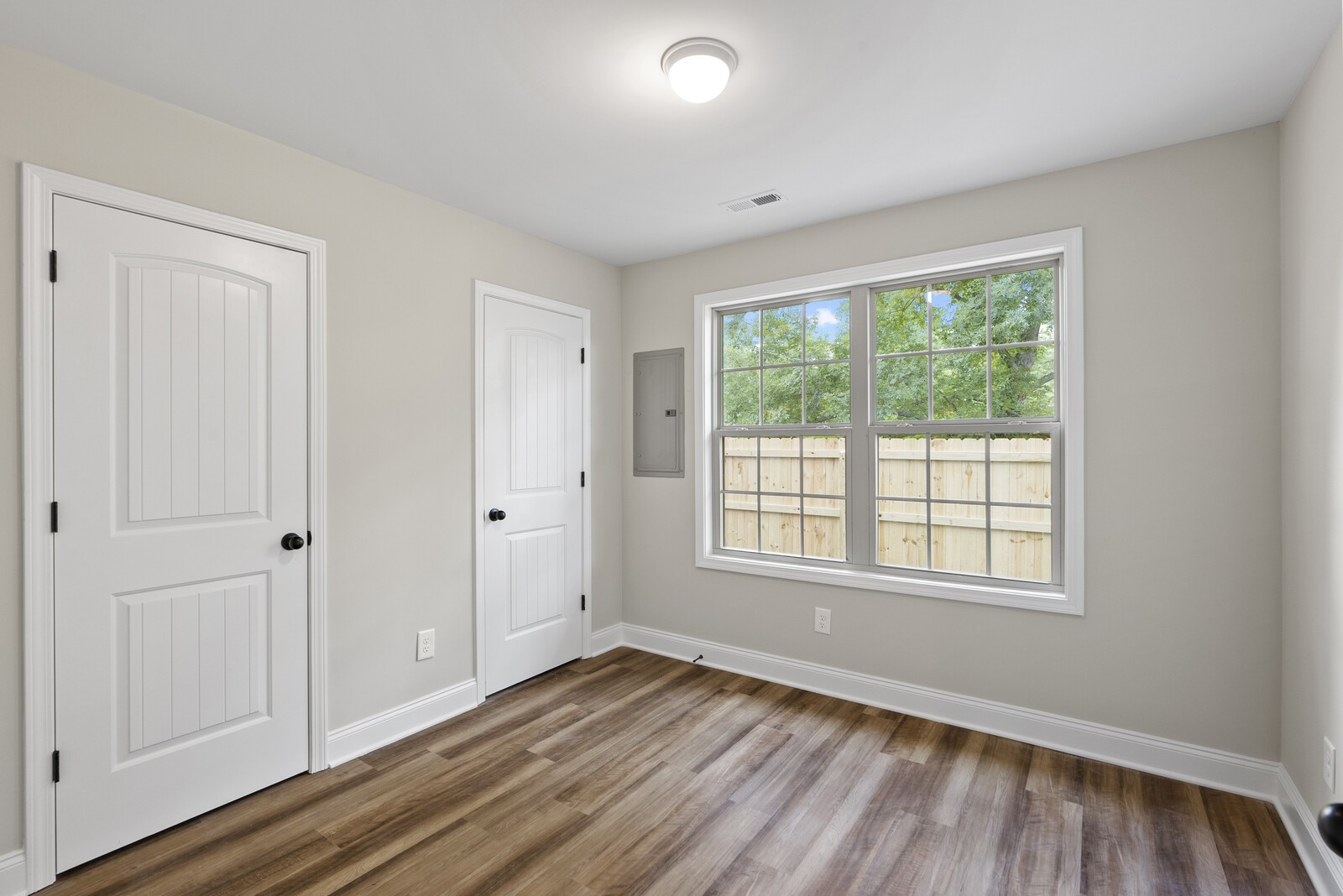 2048 Rice Street Springfield, TN 37172 - Photo 8 of 13 Gallery Image 8