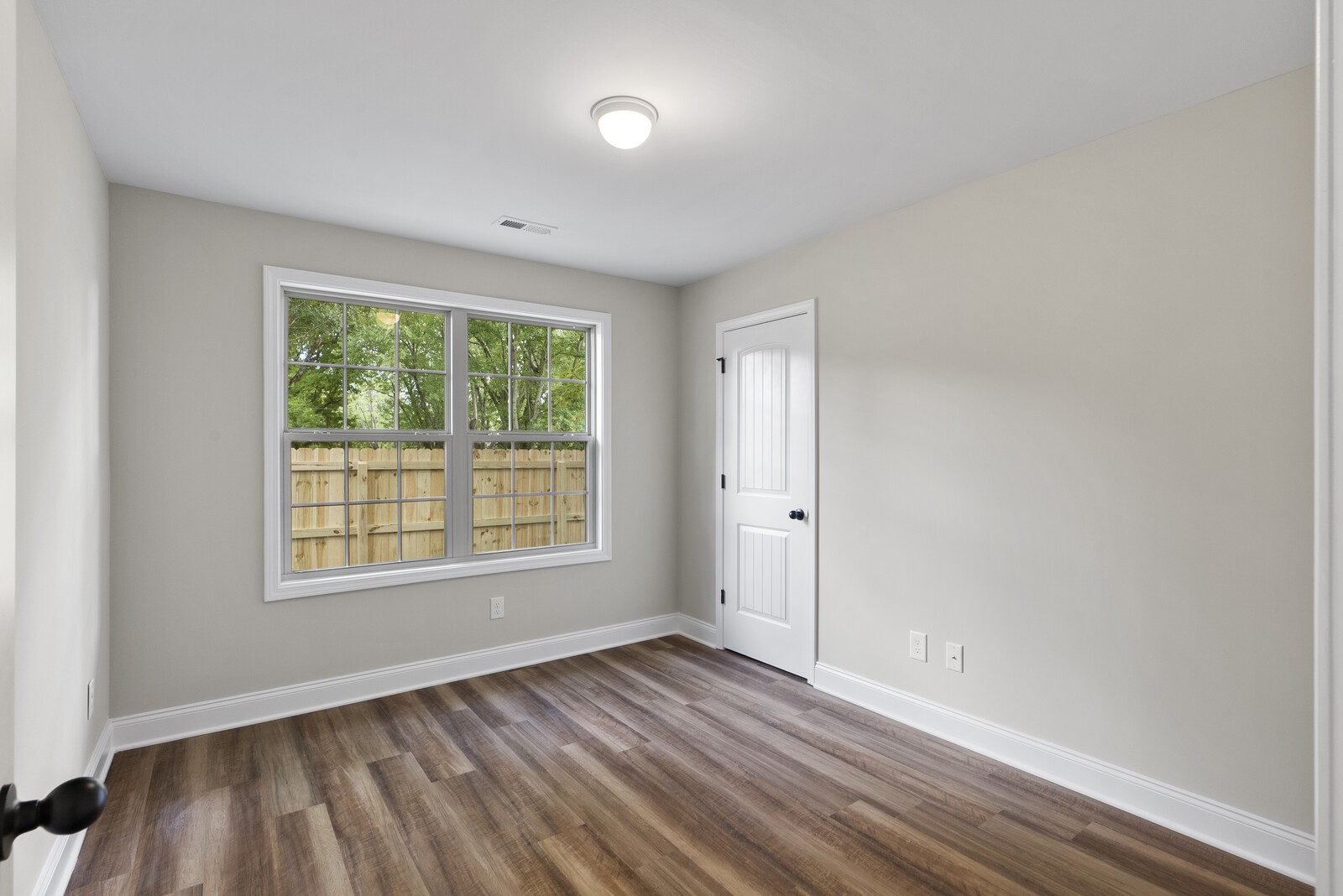 2048 Rice Street Springfield, TN 37172 - Photo 9 of 13 Gallery Image 9