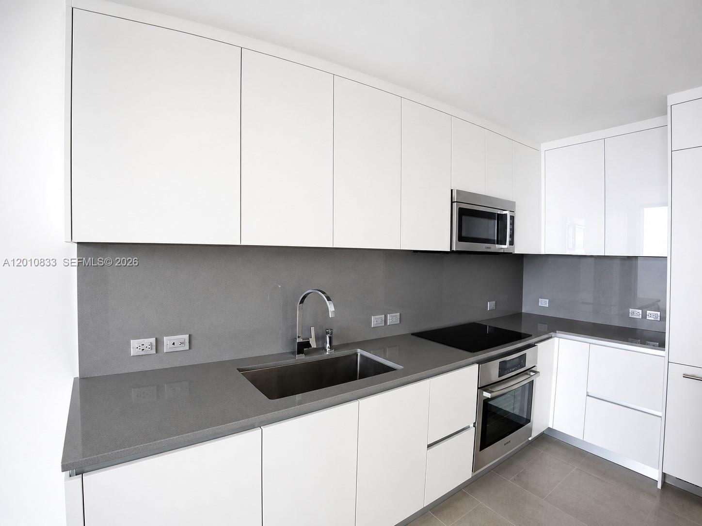88 Southwest 7th Street, Unit 2206 Miami, FL 33130 - Photo 12 of 44