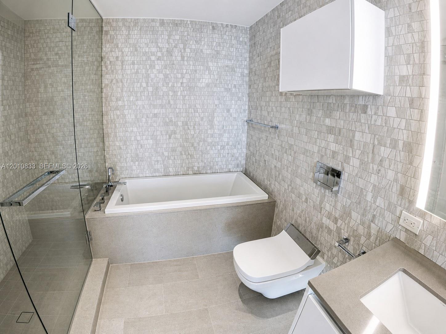 88 Southwest 7th Street, Unit 2206 Miami, FL 33130 - Photo 26 of 44