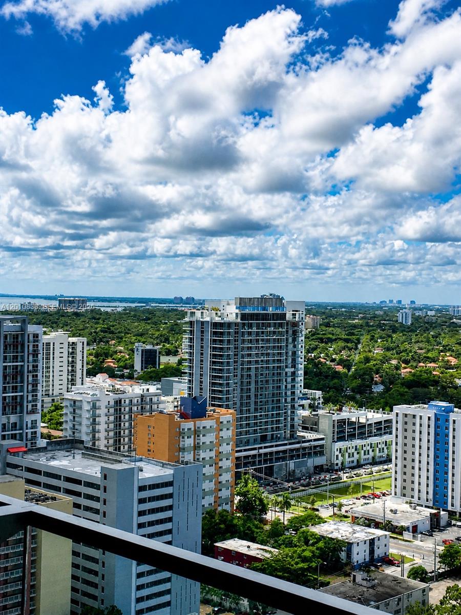 88 Southwest 7th Street, Unit 2206 Miami, FL 33130 - Photo 33 of 44