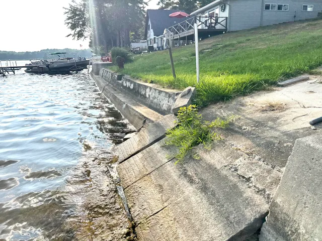 $219,900 | 8871 Lakeview Boulevard, Rodney, MI 49342