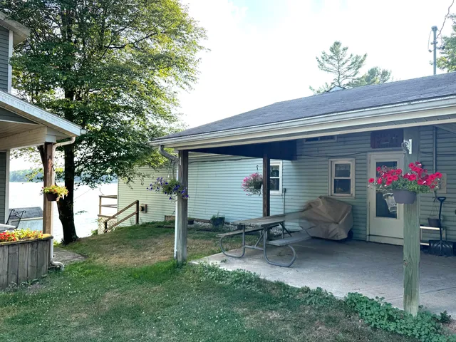 $219,900 | 8871 Lakeview Boulevard, Rodney, MI 49342