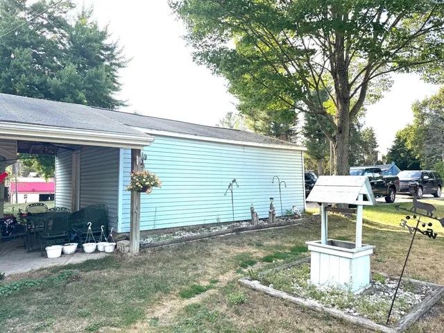 $219,900 | 8871 Lakeview Boulevard, Rodney, MI 49342