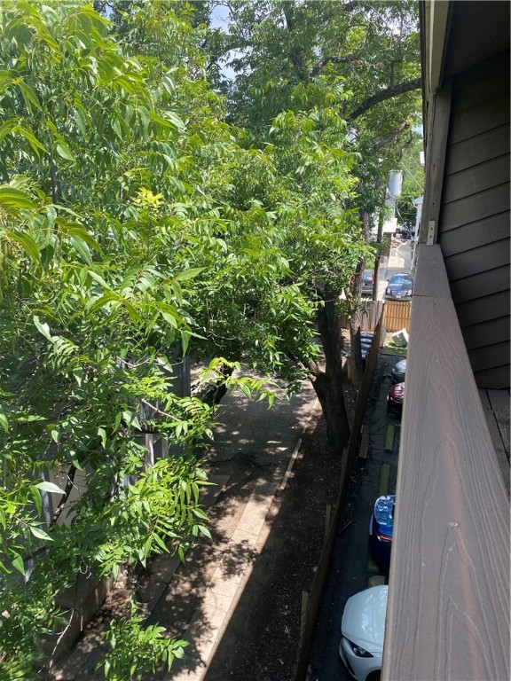 612 Park Place, Unit 301 Austin, TX 78705 - Photo 25 of 25 a view of outdoor space and yard