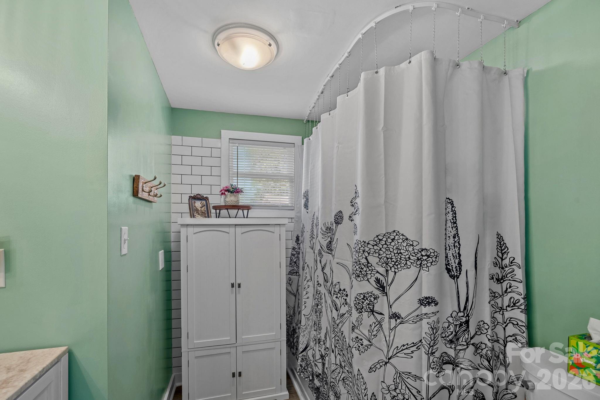 601 West Main Street Dallas, NC 28034 - Photo 14 of 22