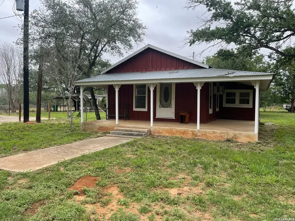 $1,000 | 2277 Highway 16, Jourdanton, TX 78026