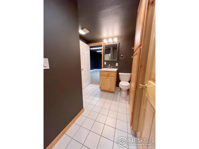 a bathroom with a toilet