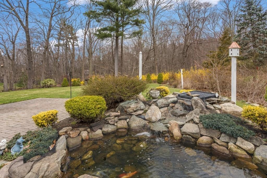 7 Windsor Road Lynnfield, MA 01940 - Photo 10 of 40 Gallery Image 10