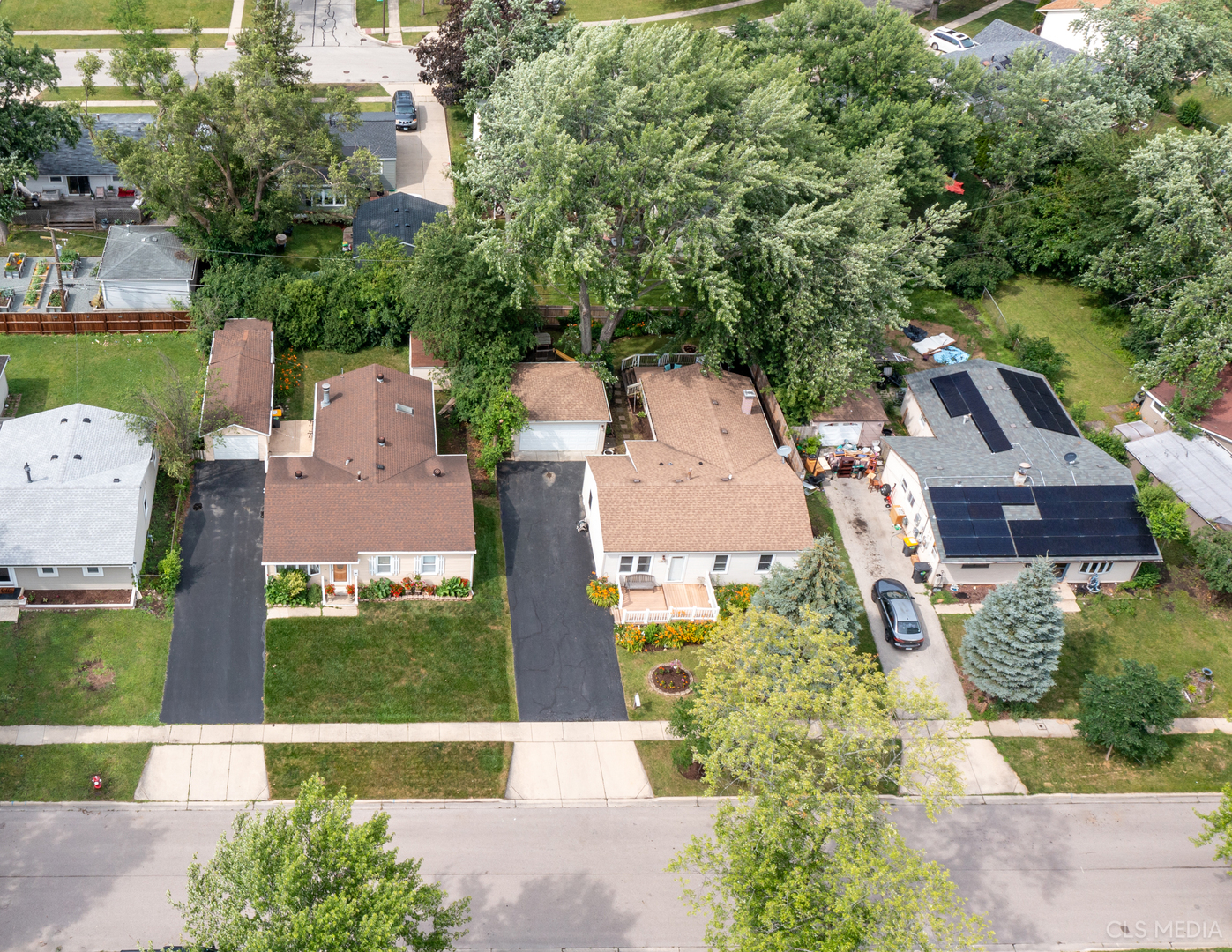 110 Cedar Circle Streamwood, IL 60107 - Photo 24 of 28 an aerial view of a house with garden space and street view