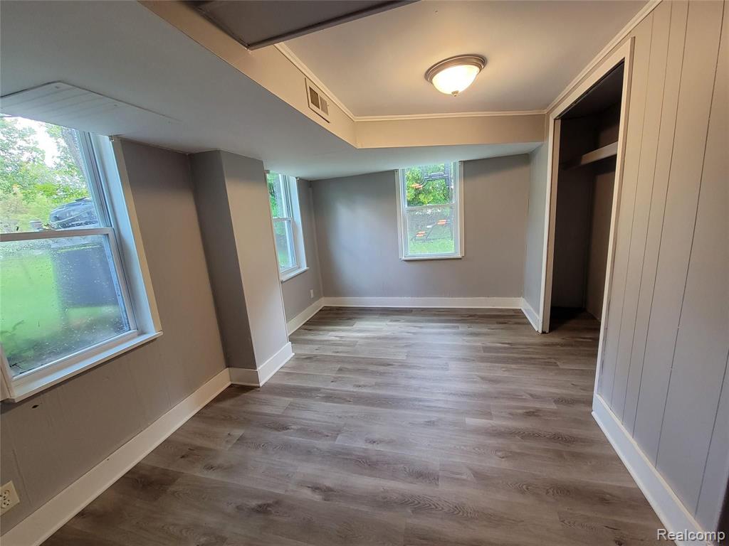137 Coleman Drive, Unit 2 Waterford, MI 48328 - Photo 5 of 12