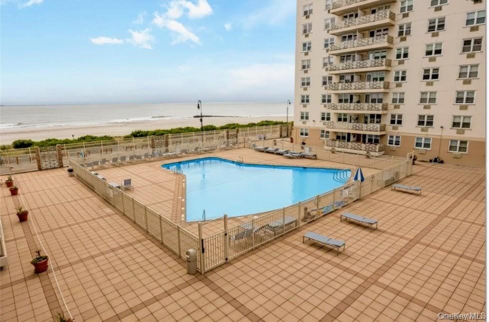 430 Shore Road, Unit 2E Long Beach, NY 11561 - Photo 16 of 19