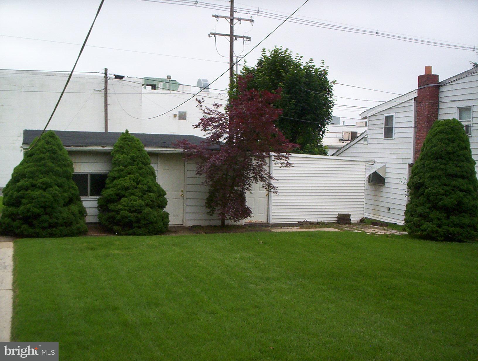 1930 Filbert Street York, PA 17404 - Photo 20 of 20 Garage