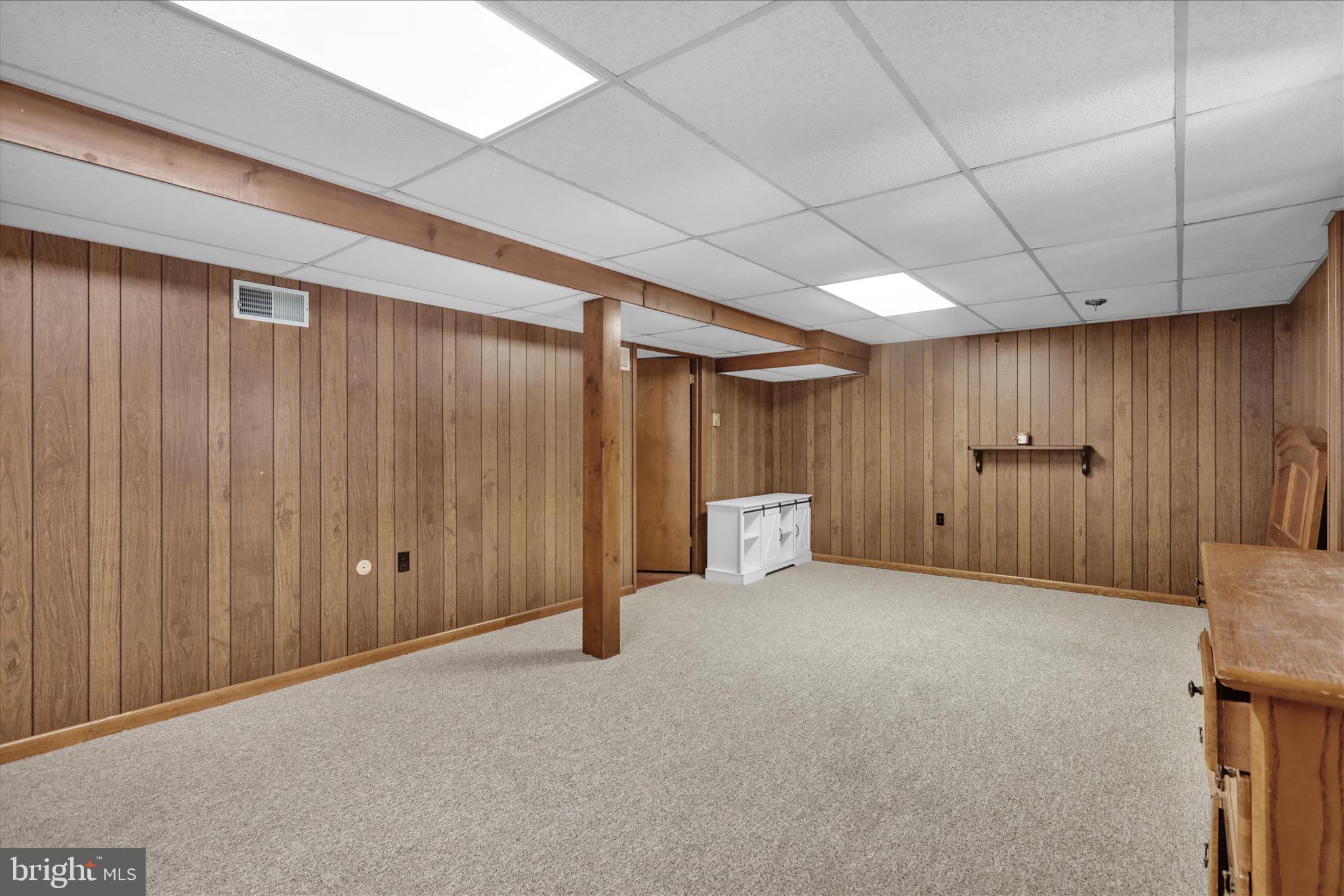 209 New Castle Drive Reading, PA 19607 - Photo 22 of 33 360_7265