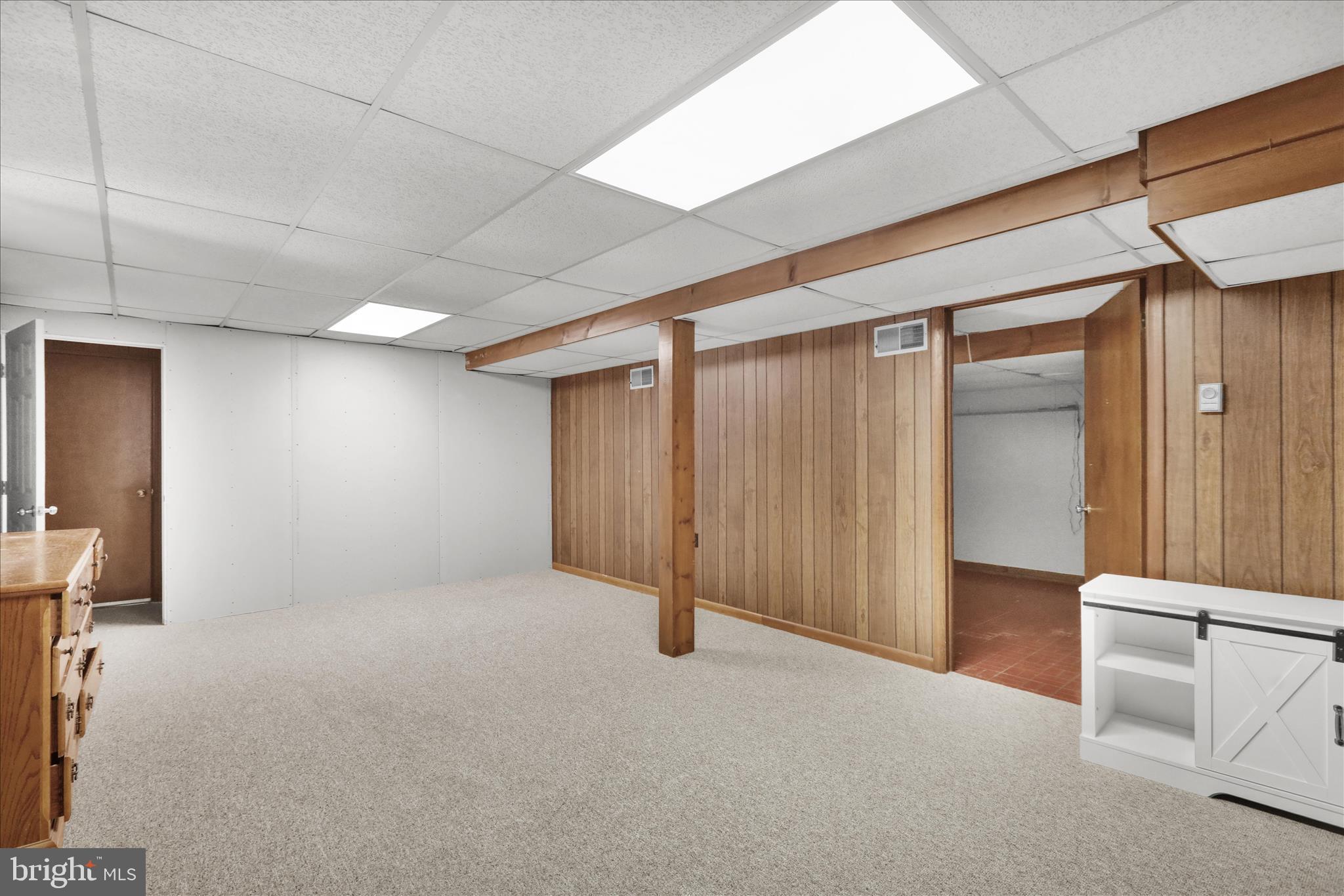 209 New Castle Drive Reading, PA 19607 - Photo 23 of 33 360_7270