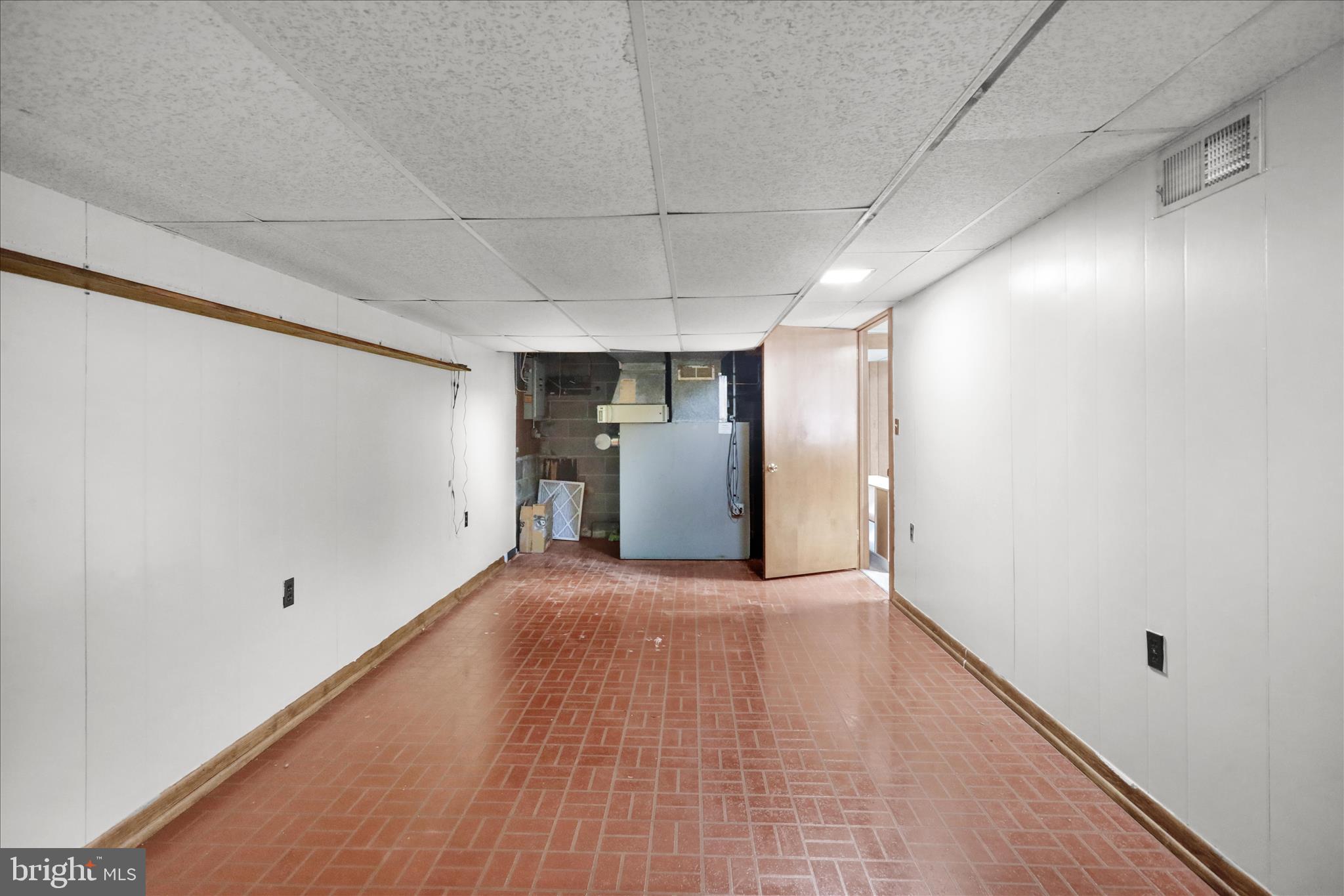 209 New Castle Drive Reading, PA 19607 - Photo 24 of 33 360_7275