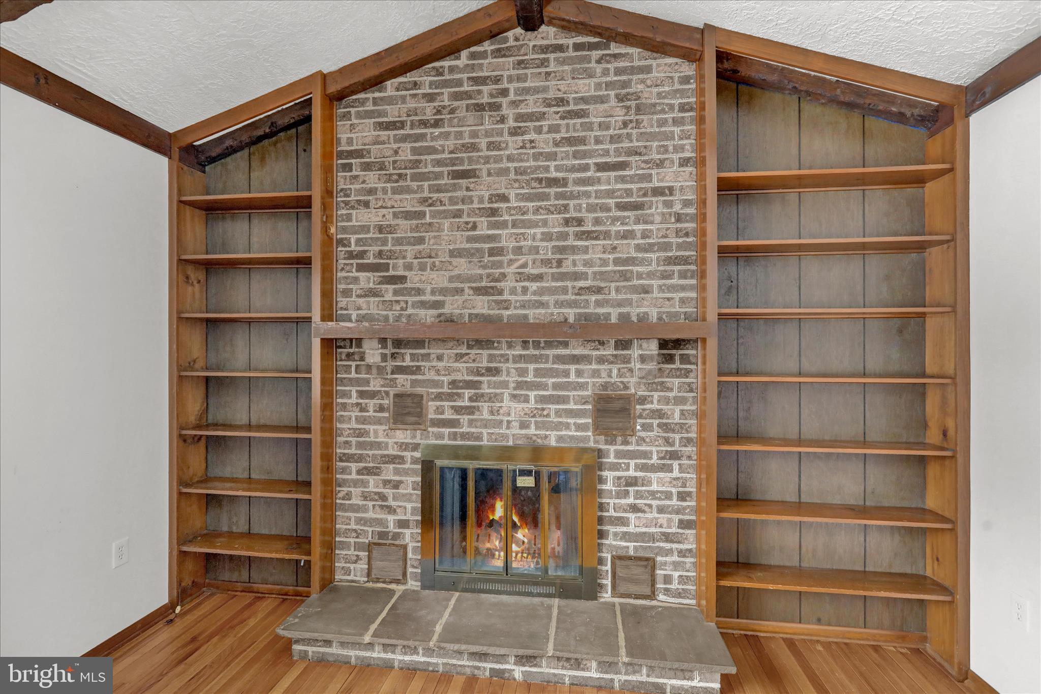 209 New Castle Drive Reading, PA 19607 - Photo 4 of 33 360_7165