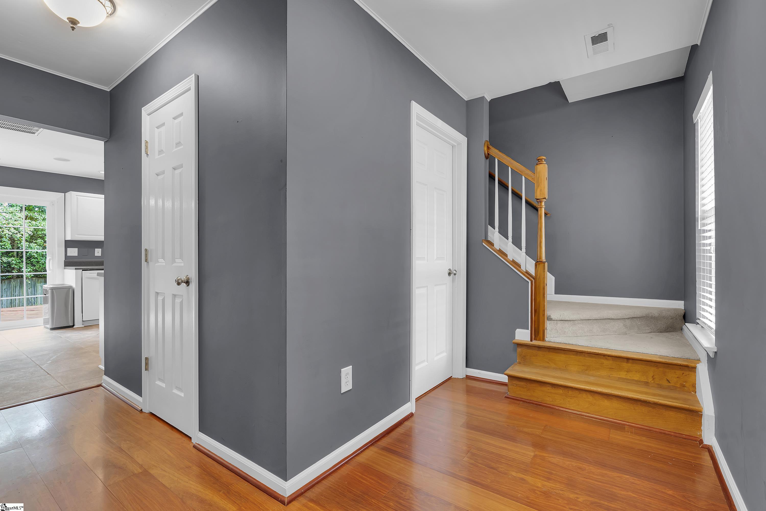420 Riverside Chase Circle Greer, SC 29650 - Photo 2 of 27 Gallery Image 2