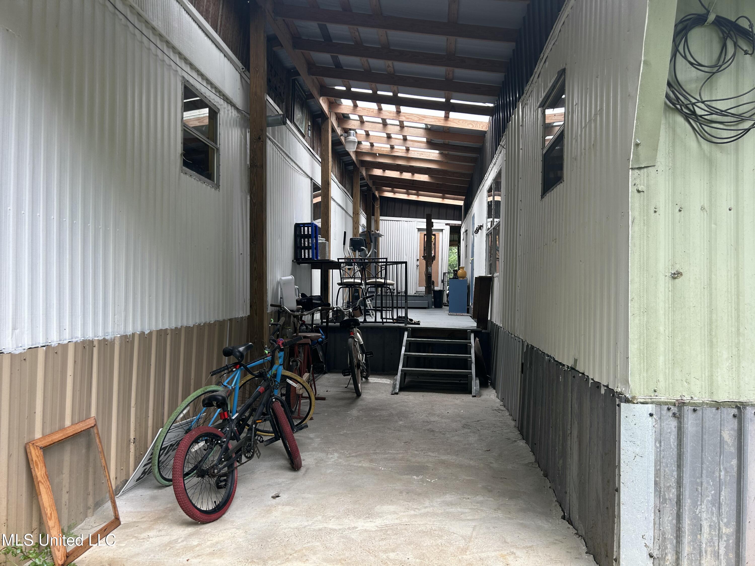 2165 South Harmony Road Crystal Springs, MS 39059 - Photo 3 of 17 IMG_6851 2