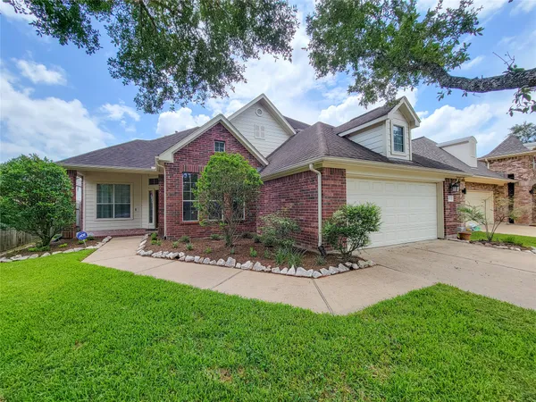 $2,750 | 2622 Katie Harbor Drive, Manvel, TX 77578