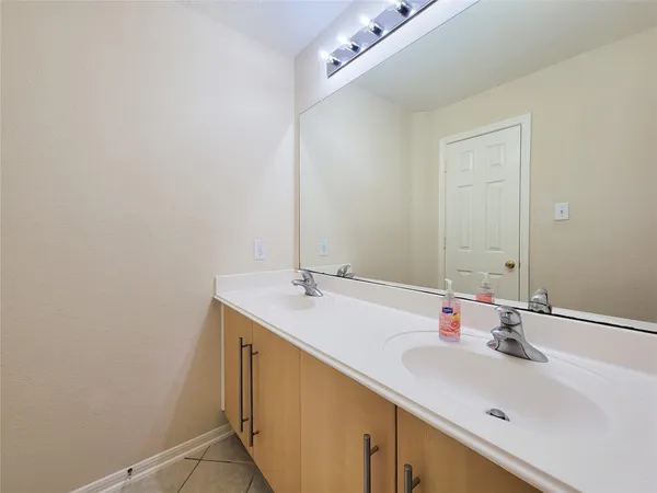 $2,750 | 2622 Katie Harbor Drive, Manvel, TX 77578