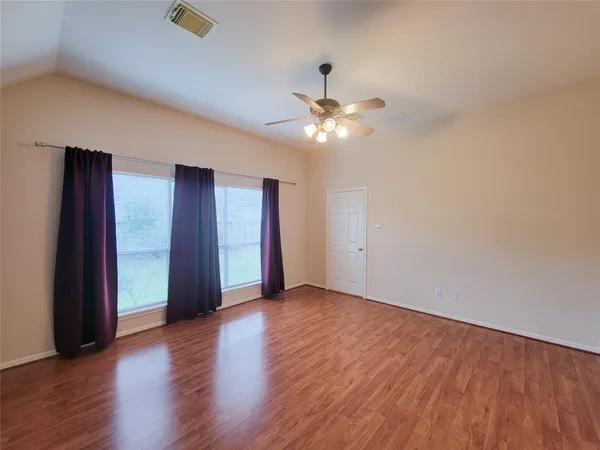 $2,750 | 2622 Katie Harbor Drive, Manvel, TX 77578