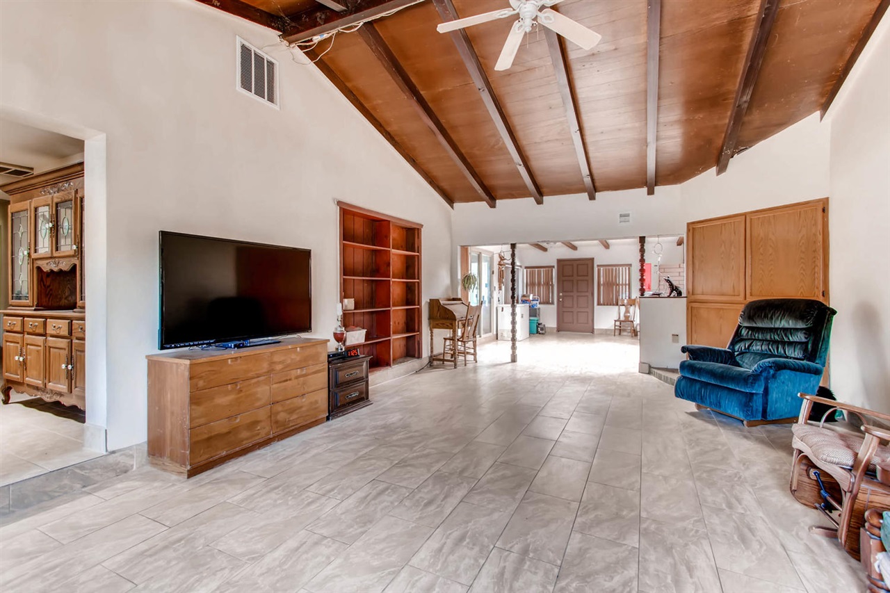 9244 Los Coches Road Lakeside, CA 92040 - Photo 4 of 13