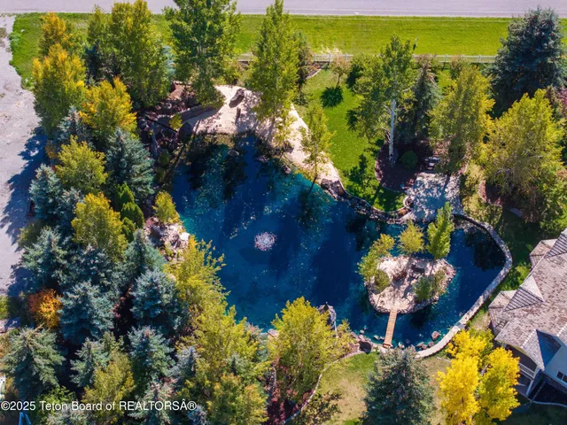 $2,395,000 | 1255 Lost Creek Road, Thayne, WY 83127