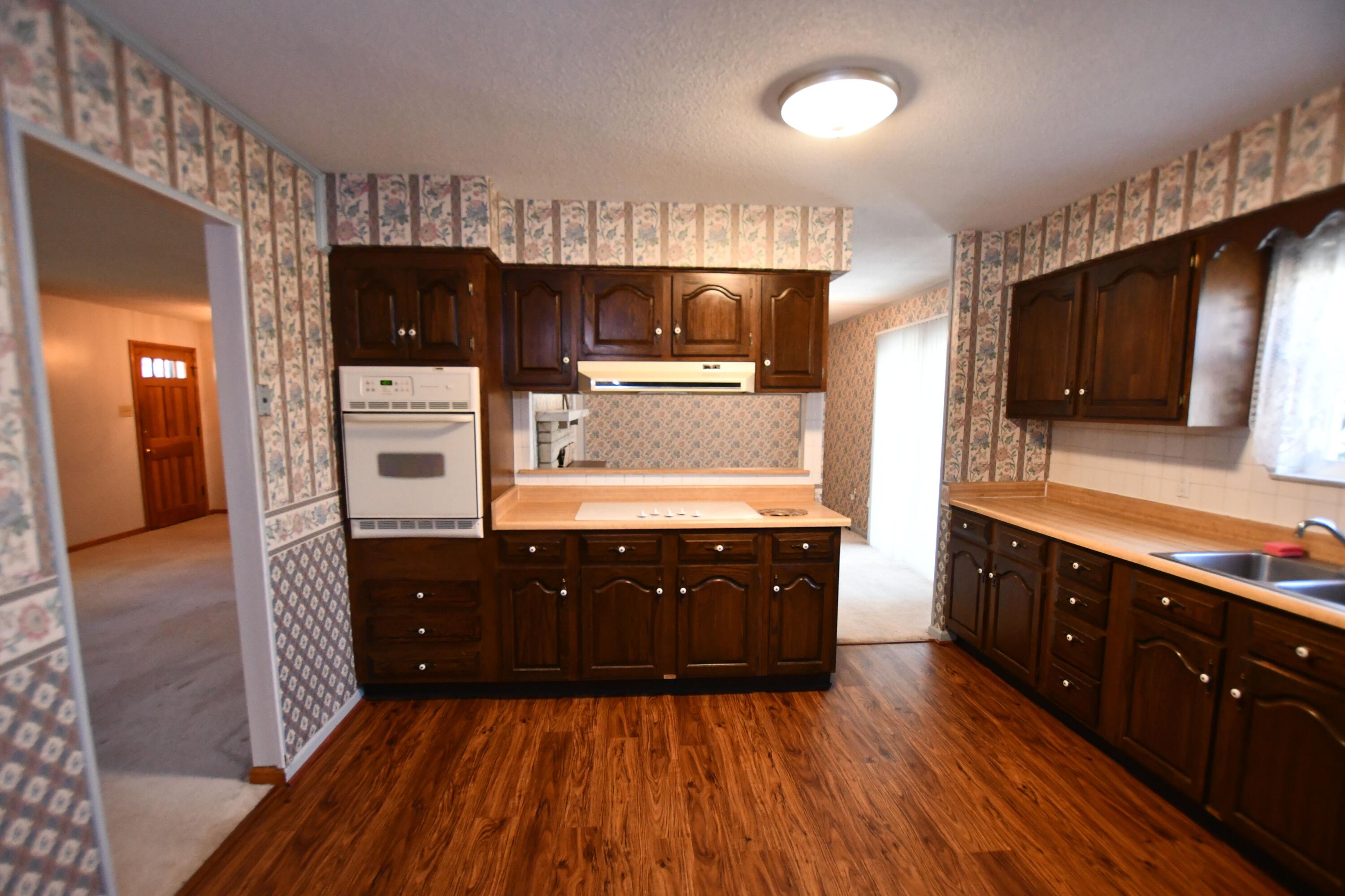 1209 College Hill Road Waco, KY 40385 - Photo 19 of 34 Kitchen