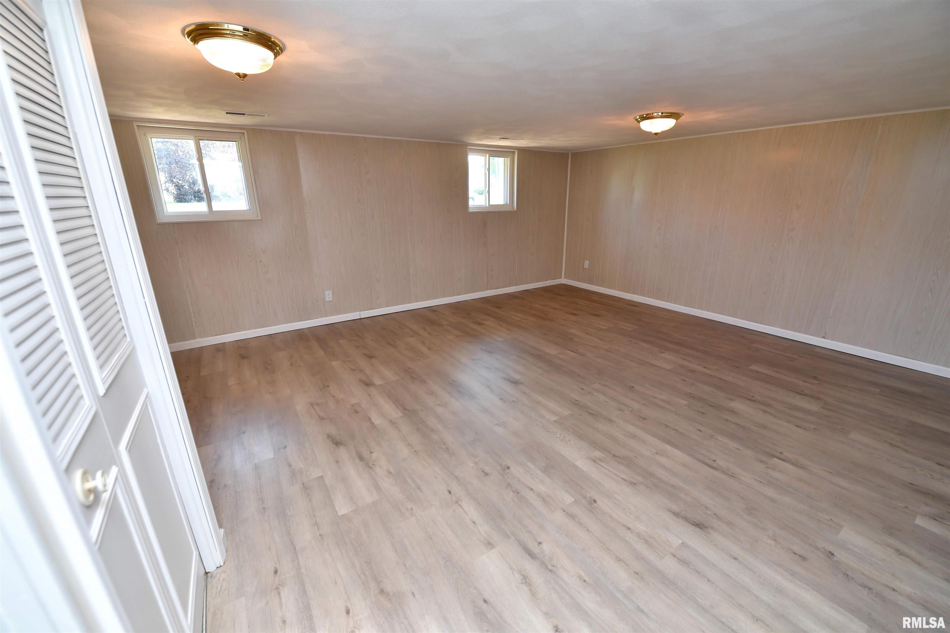 1614 Springfield Road East Peoria, IL 61611 - Photo 44 of 67 Gallery Image 44