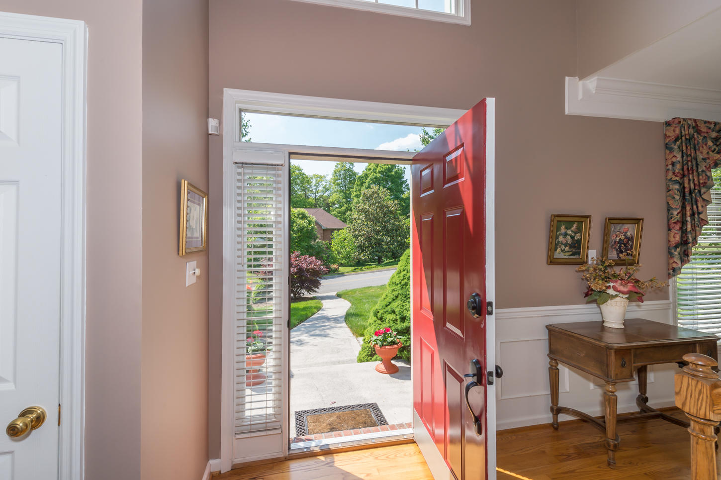 648 Tree Ridge Road Knoxville, TN 37922 - Photo 14 of 35 Foyer to outside