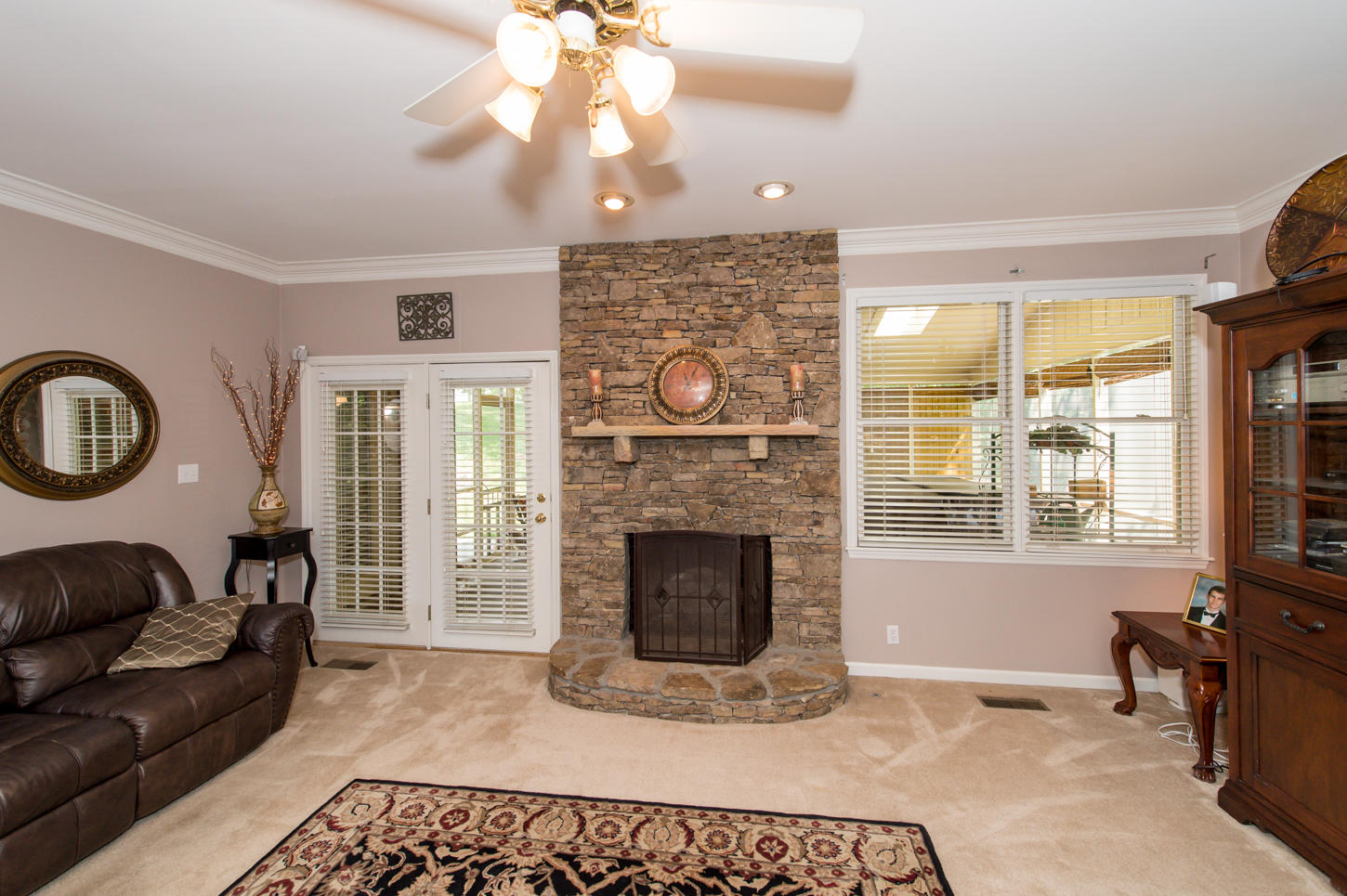 648 Tree Ridge Road Knoxville, TN 37922 - Photo 17 of 35 Great Room