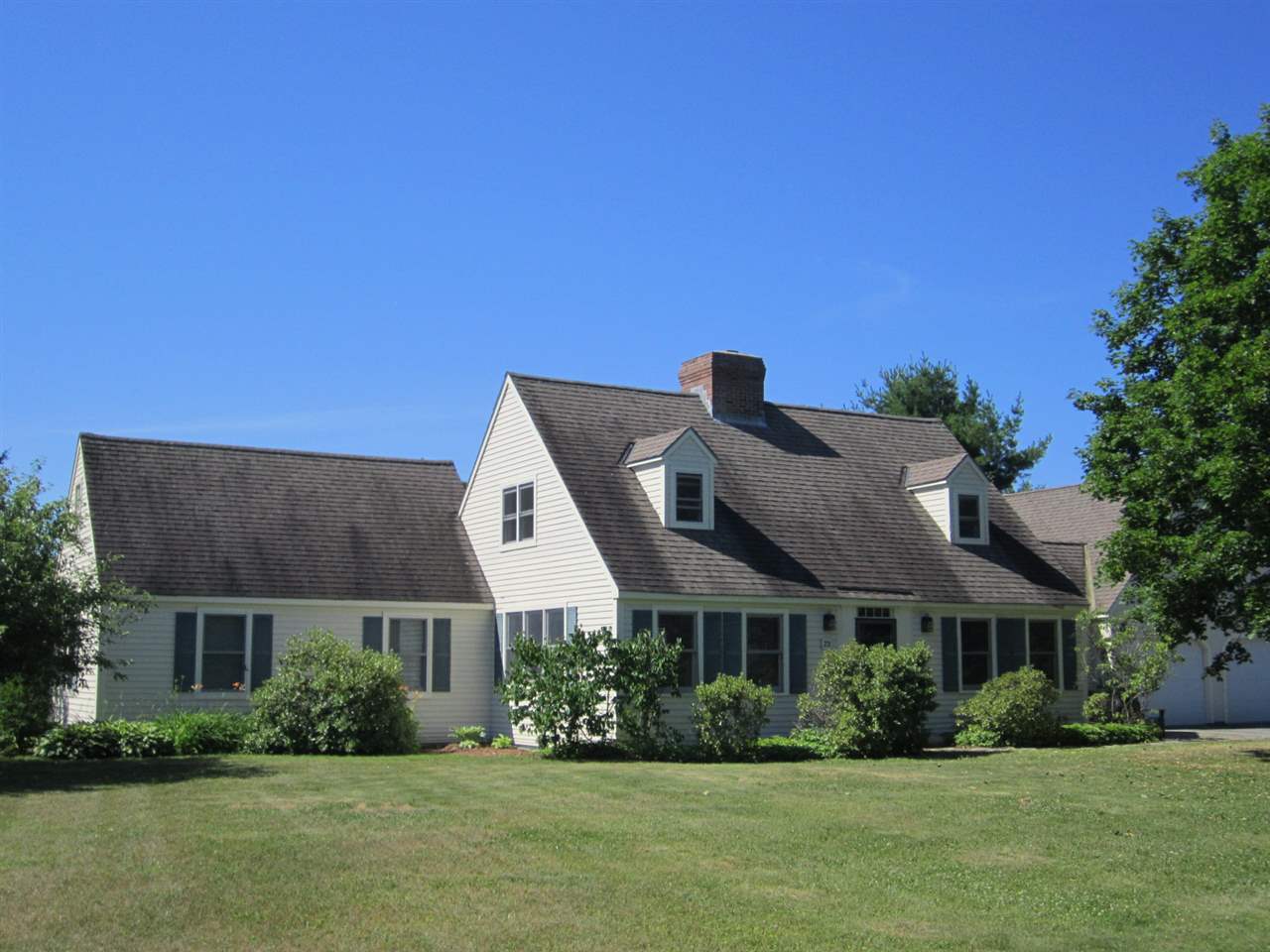 23 County Road New London, NH 03257 - Photo 1 of 28