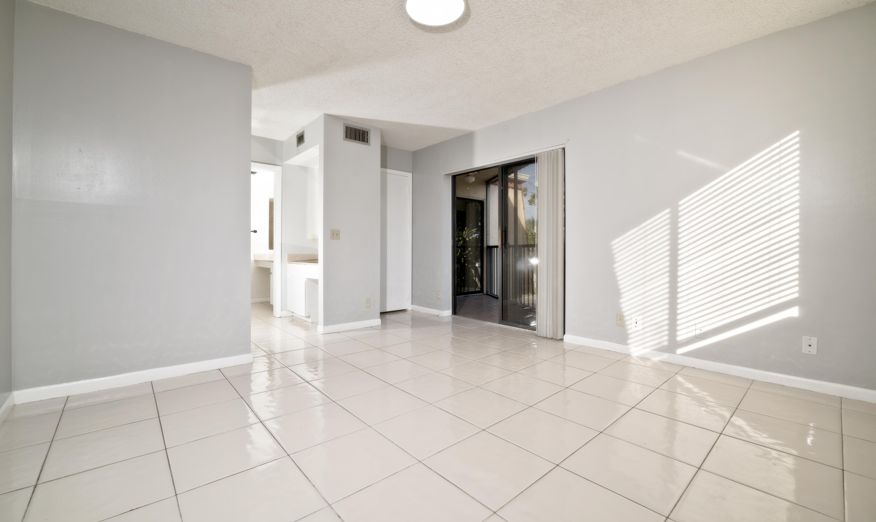 8353 Trent Court, Unit C Boca Raton, FL 33433 - Photo 16 of 21 _RW26226-Edit