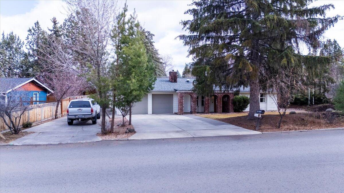 2154 Northeast Shepard Road Bend, OR 97701 - Photo 2 of 40 01-2154 NE Shepard Rd, Bend-1