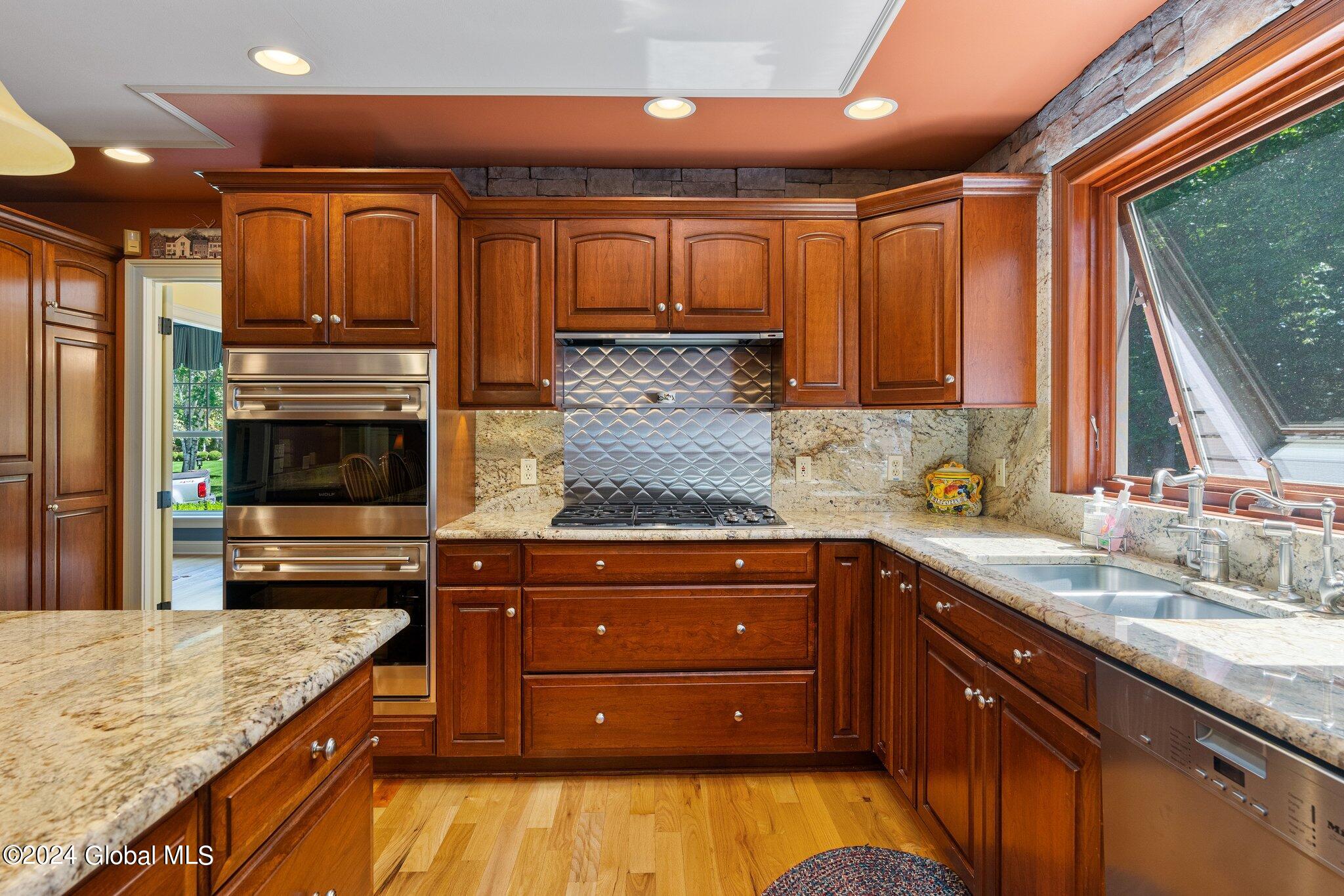 17 Timberwick Drive Halfmoon, NY 12065 - Photo 10 of 69 60-web-or-mls-17-timberwick-dr