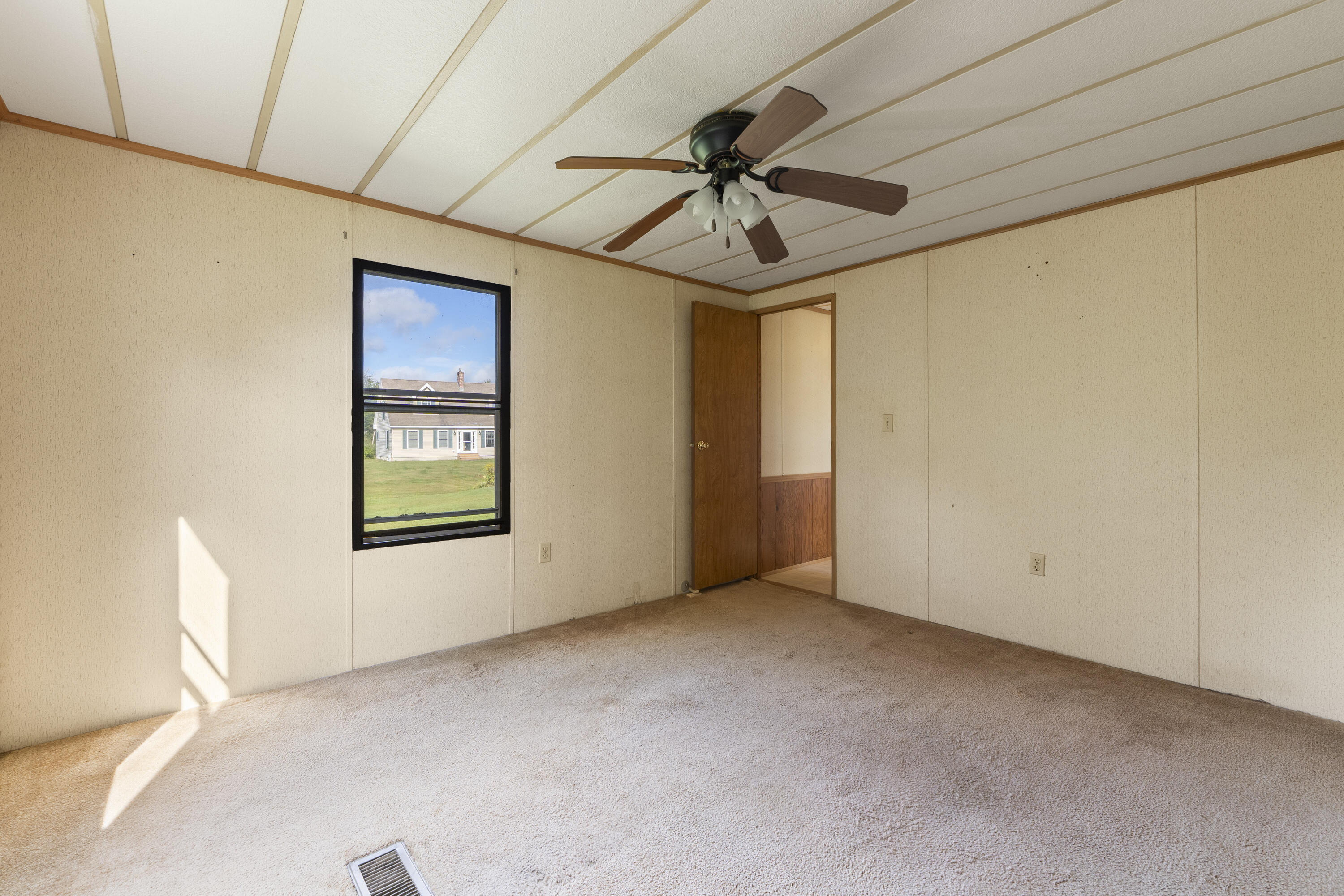 398 Washington Road Waldoboro, ME 04572 - Photo 30 of 48 398 Washington Road_126