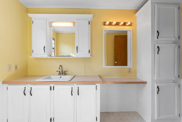 $275,000 | 398 Washington Road, Waldoboro, ME 04572